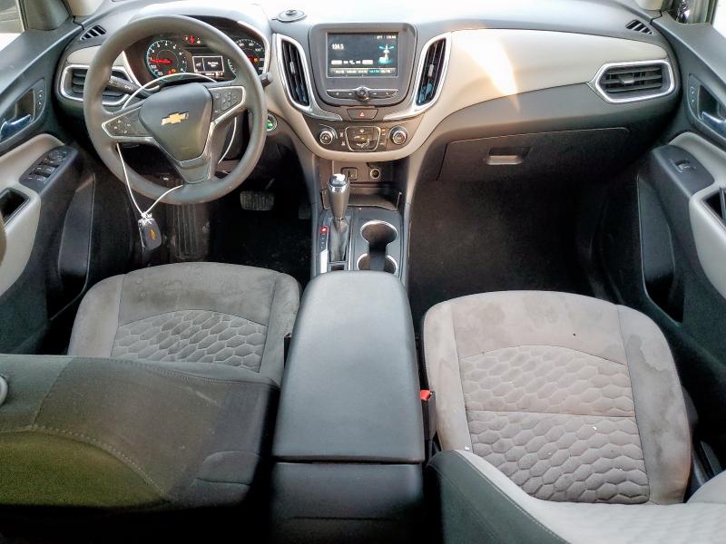 3GNAXHEV8JS550812 - 2018 CHEVROLET EQUINOX LS SILVER photo 8