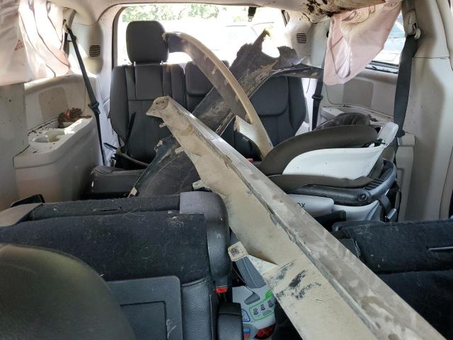 2C4RC1CG7ER133977 - 2014 CHRYSLER TOWN & COU TOURING L BEIGE photo 10