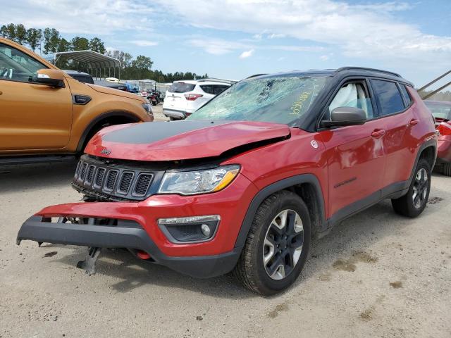 3C4NJD0B8JT256459 - 2018 JEEP COMPASS RED photo 2