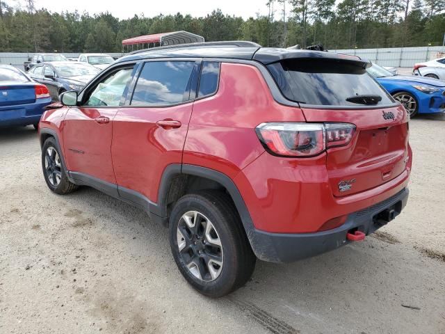 3C4NJD0B8JT256459 - 2018 JEEP COMPASS RED photo 3