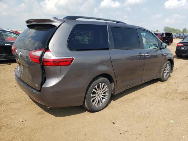 5TDYZ3DC1JS948548 - 2018 TOYOTA SIENNA XLE GRAY photo 3