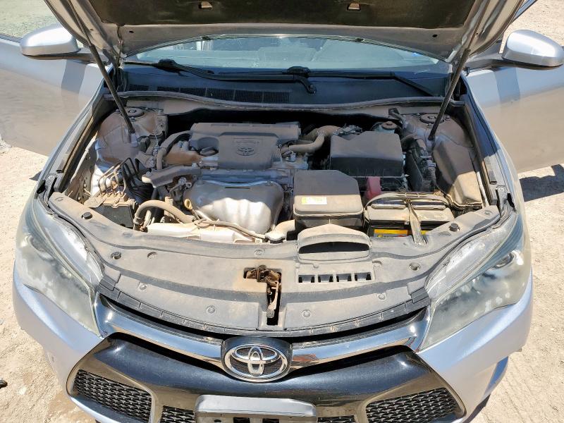 4T1BF1FK4GU229012 - 2016 TOYOTA CAMRY LE SILVER photo 11