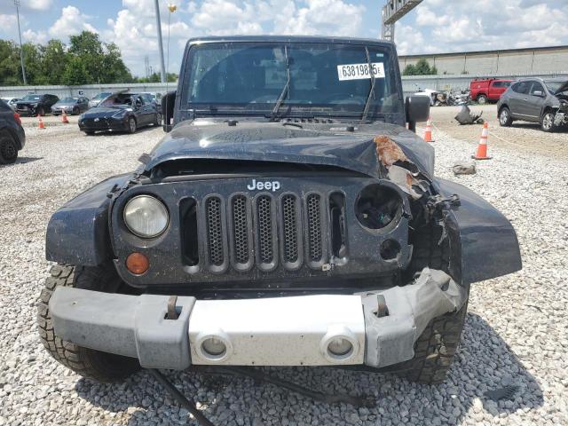1J4BA5H17AL214834 - 2010 JEEP WRANGLER UNLIMITED SAHARA Qara foto 5