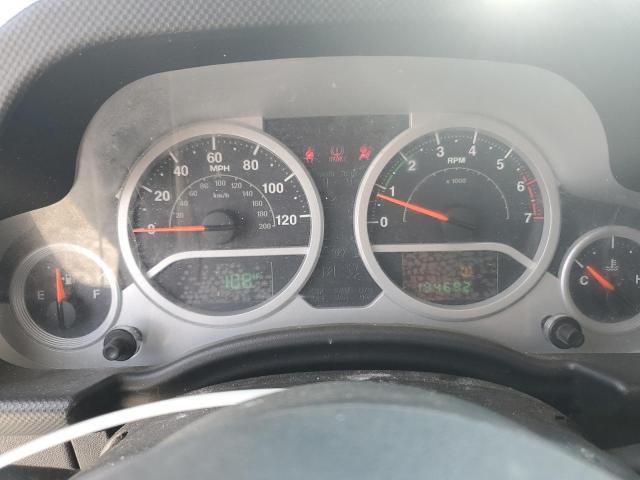 1J4BA5H17AL214834 - 2010 JEEP WRANGLER UNLIMITED SAHARA Qara foto 9