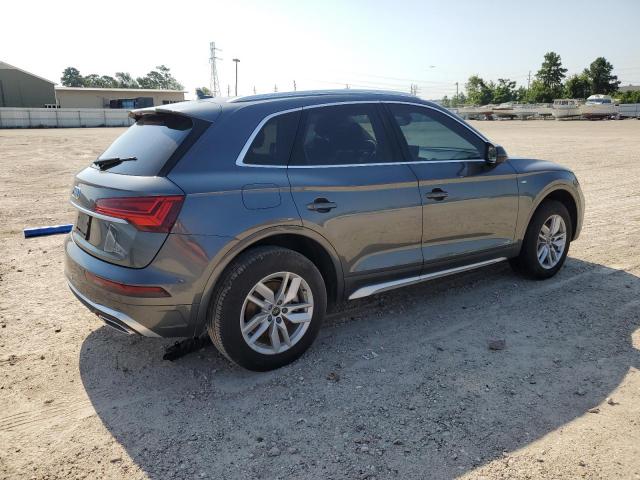 WA1GAAFY6N2060434 - 2022 AUDI Q5 PREMIUM 45 GRAY photo 3