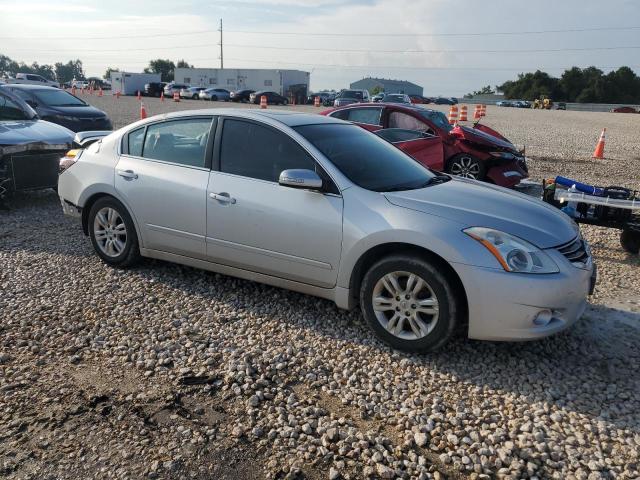 1N4AL2AP8CN576113 - 2012 NISSAN ALTIMA BASE SILVER photo 4