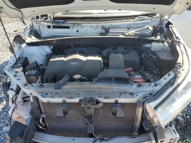 5TDKZRFH8JS549363 - 2018 TOYOTA HIGHLANDER SE WHITE photo 12