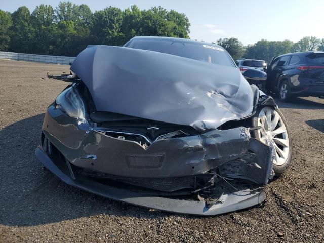 5YJSA1E24LF359556 - 2020 TESLA MODEL S GRAY photo 5