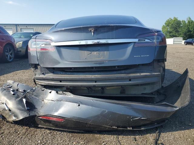 5YJSA1E24LF359556 - 2020 TESLA MODEL S GRAY photo 6