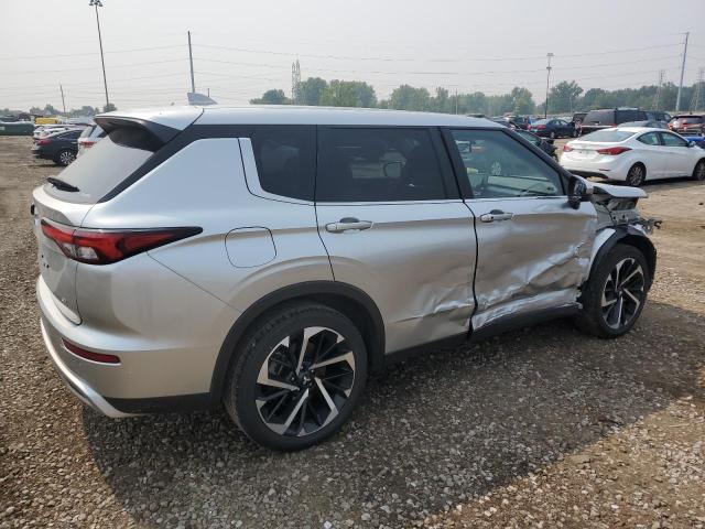 JA4J4VA80RZ024599 - 2024 MITSUBISHI OUTLANDER SE SILVER photo 3