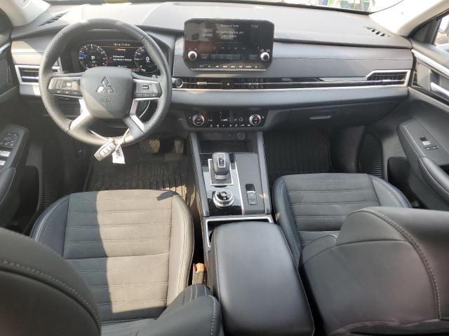 JA4J4VA80RZ024599 - 2024 MITSUBISHI OUTLANDER SE SILVER photo 8