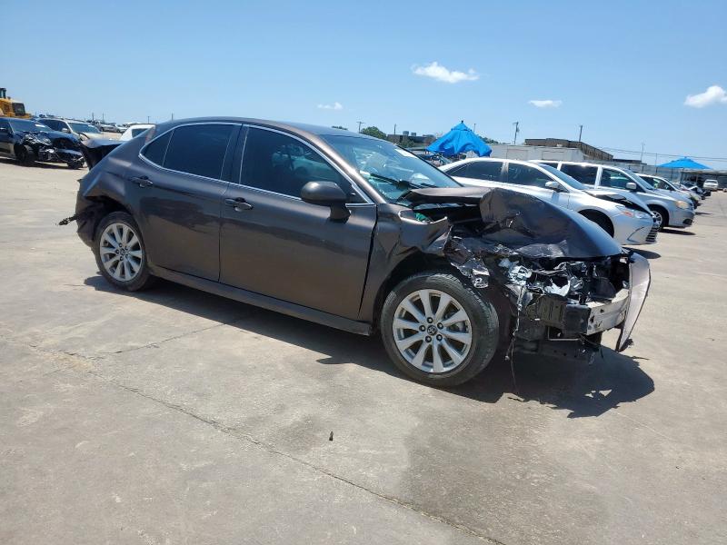 4T1C11AK2LU859602 - 2020 TOYOTA CAMRY LE 石墨色 照片 4