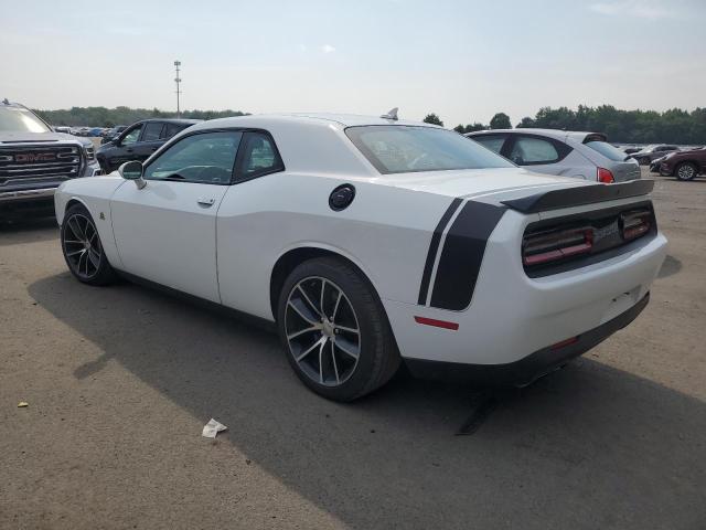 2C3CDZFJ0GH338627 - 2016 DODGE CHALLENGER R/T SCAT PACK WHITE photo 2