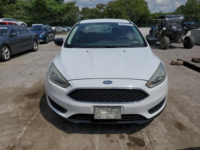 1FADP3E20HL241498 - 2017 FORD FOCUS S WHITE photo 5