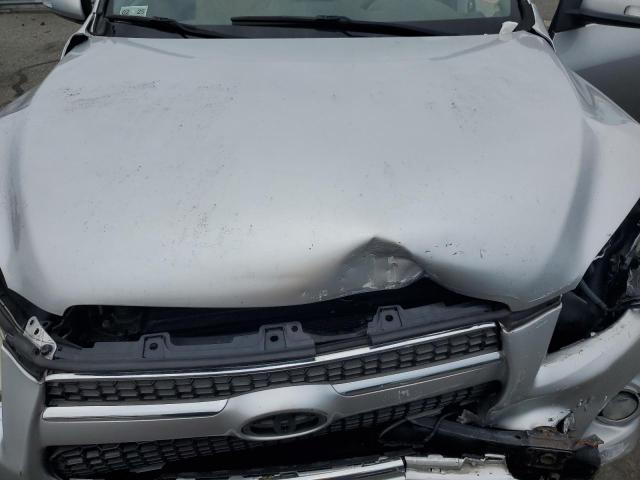 2T3DF4DV7BW151123 - 2011 TOYOTA RAV4 LIMITED ვერცხლისფერი ფოტო 12