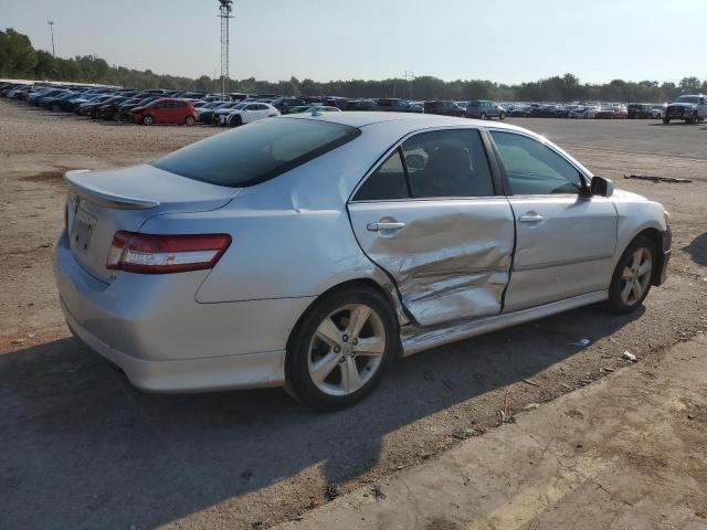 4T1BF3EK5BU644619 - 2011 TOYOTA CAMRY BASE SILVER photo 3