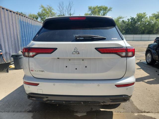 JA4J4VA8XRZ018292 - 2024 MITSUBISHI OUTLANDER SE 白色 照片 6