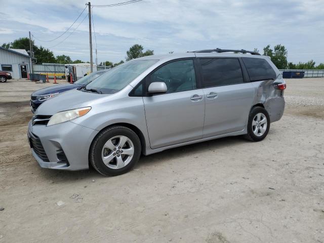 2018 TOYOTA SIENNA LE, 