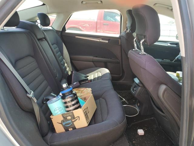 3FA6P0H7XDR310708 - 2013 FORD FUSION SE SILVER photo 10