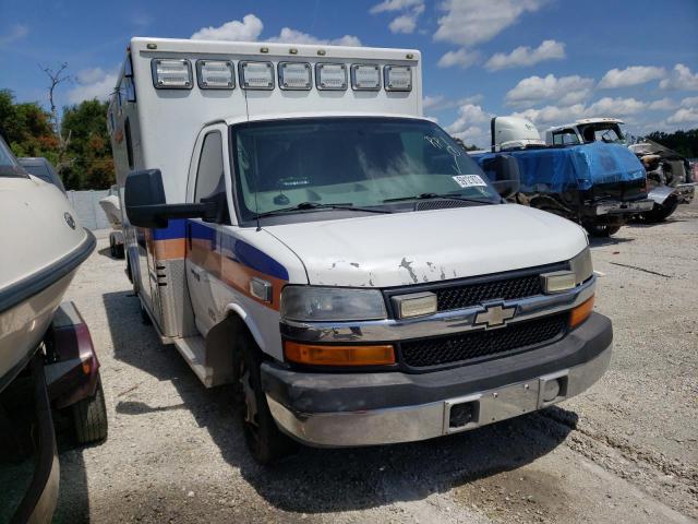 1GB6G5CL9B1104576 - 2011 CHEVROLET EXPRESS G4 TWO TONE photo 4