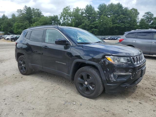 3C4NJDBB9JT161413 - 2018 JEEP COMPASS LATITUDE შავი ფოტო 4