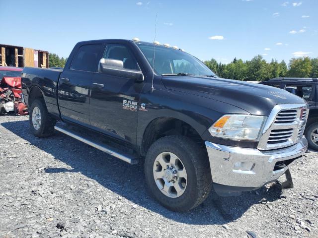 3C6UR5DL9GG139405 - 2016 RAM 2500 SLT Negro foto 4