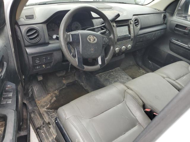 5TFRM5F18EX075911 - 2014 TOYOTA TUNDRA DOUBLE CAB SR/SR5 WHITE photo 8