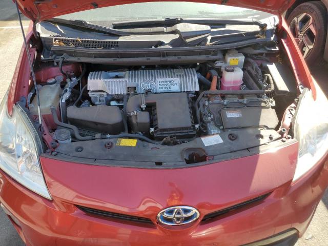 JTDKN3DU9F1937098 - 2015 TOYOTA PRIUS RED photo 11