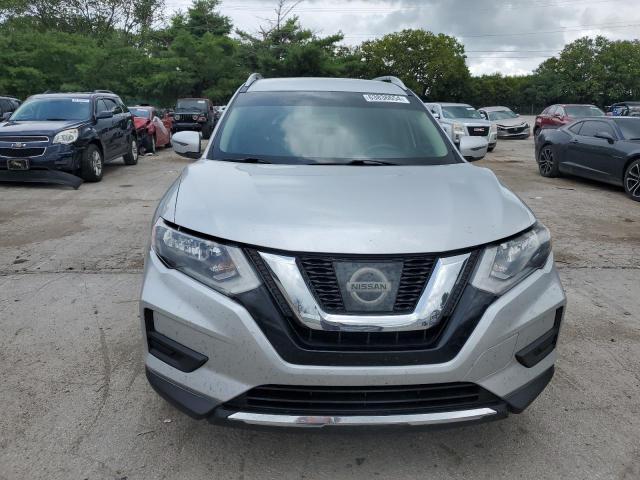 KNMAT2MV1HP608884 - 2017 NISSAN ROGUE S SILVER photo 5