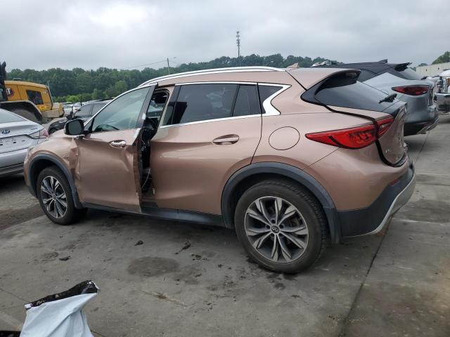 SJKCH5CR4JA048980 - 2018 INFINITI QX30 BASE PINK photo 2