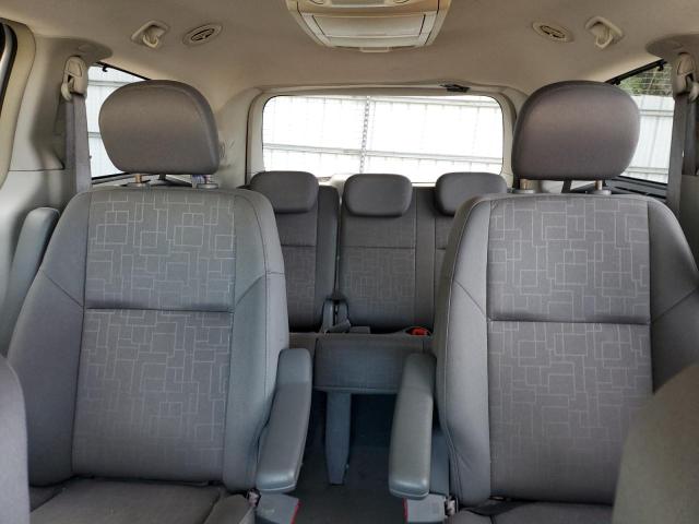 2V8HW341X9R501667 - 2009 VOLKSWAGEN ROUTAN SE SILVER photo 10