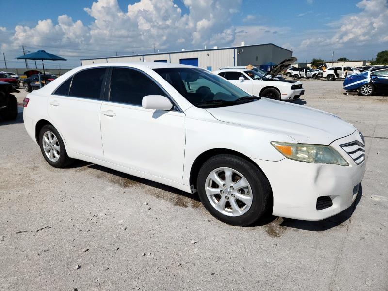 4T1BF3EK0AU567124 - 2010 TOYOTA CAMRY BASE WHITE photo 4