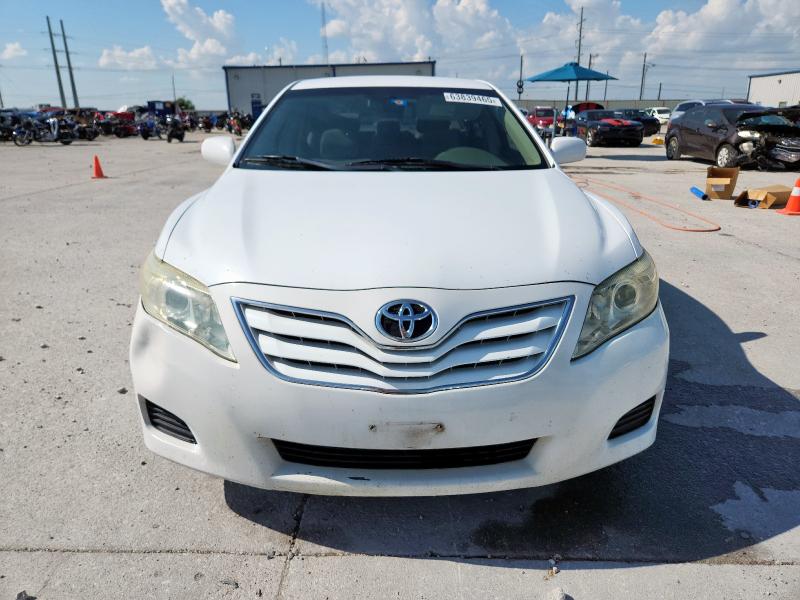 4T1BF3EK0AU567124 - 2010 TOYOTA CAMRY BASE WHITE photo 5