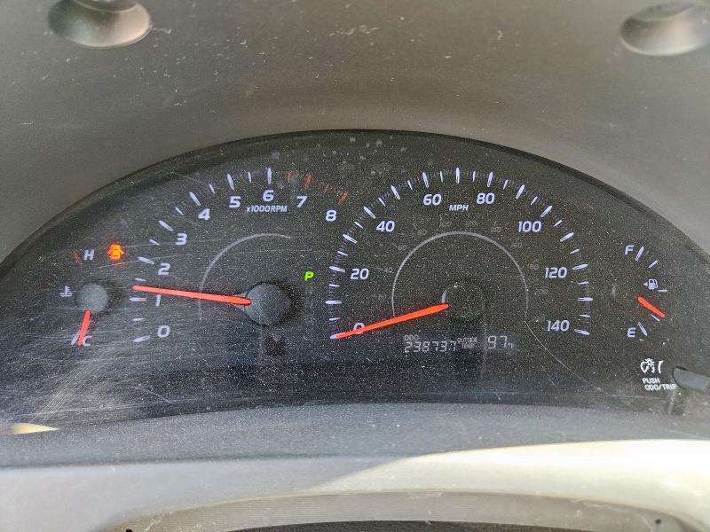 4T1BF3EK0AU567124 - 2010 TOYOTA CAMRY BASE WHITE photo 9