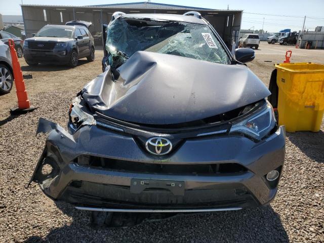 JTMRFREV2GJ099469 - 2016 TOYOTA RAV4 XLE CHARCOAL photo 5