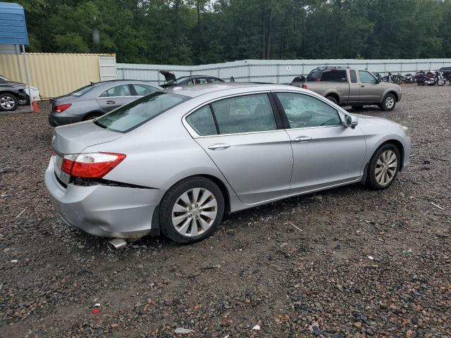 1HGCR3F86FA011512 - 2015 HONDA ACCORD EXL SILVER photo 3