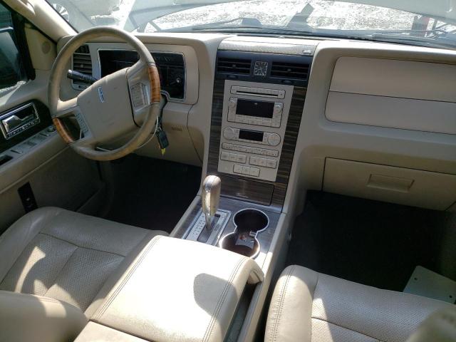 5LMFU28557LJ21022 - 2007 LINCOLN NAVIGATOR 灰色 照片 8