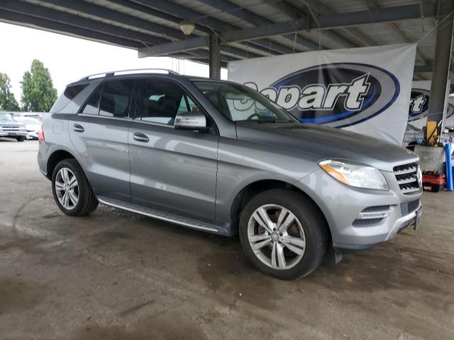 4JGDA5HB1EA344810 - 2014 MERCEDES-BENZ ML 350 4MATIC GRAY photo 4