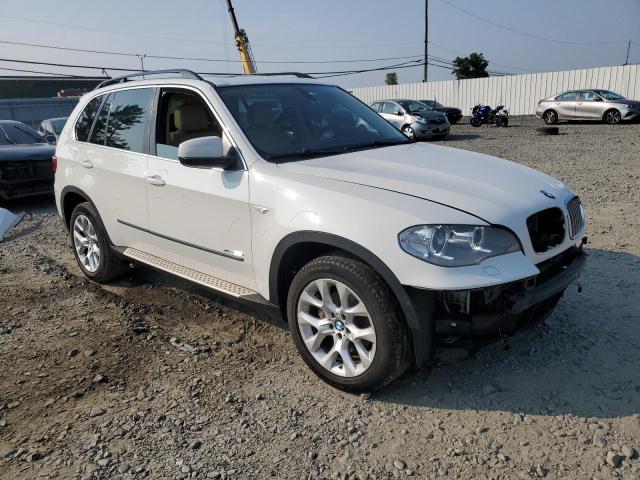 5UXZV4C55D0E14633 - 2013 BMW X5 XDRIVE35I WHITE photo 4