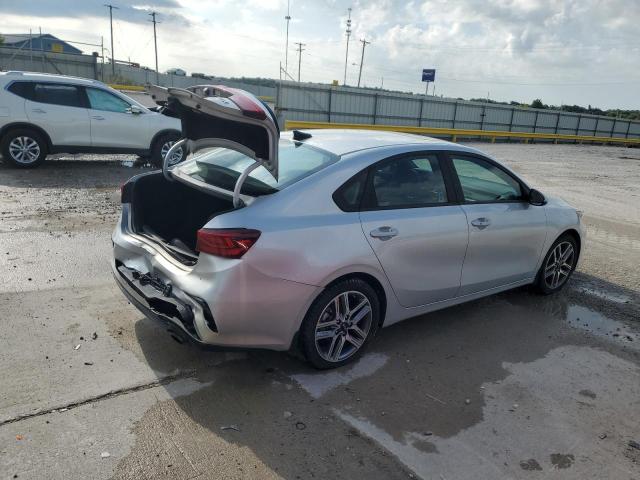 3KPF54AD4LE211802 - 2020 KIA FORTE EX SILVER photo 3