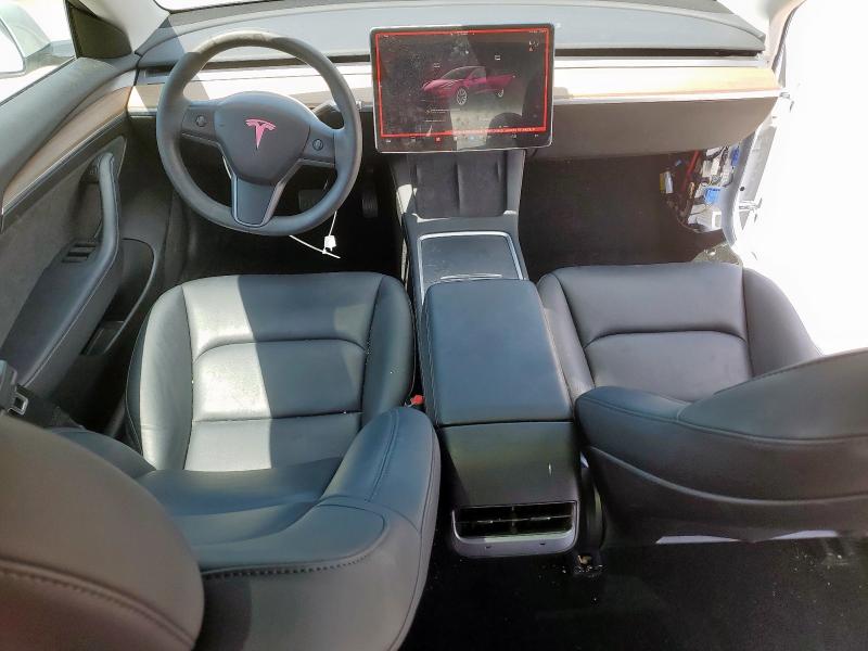 5YJ3E1EA8PF567946 - 2023 TESLA MODEL 3 Սպիտակ լուսանկար 8