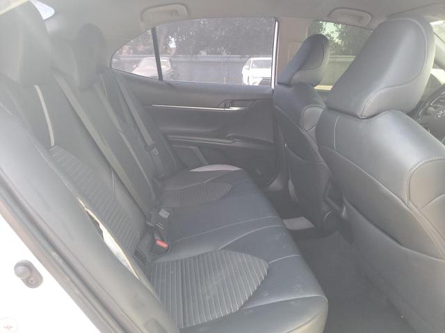 4T1B11HK2KU714754 - 2019 TOYOTA CAMRY L WHITE photo 10