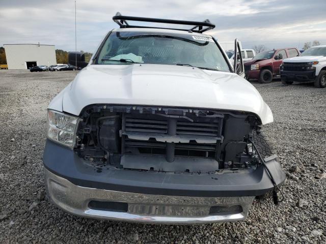3C6JR7DG3JG140414 - 2018 RAM 1500 ST WHITE photo 5