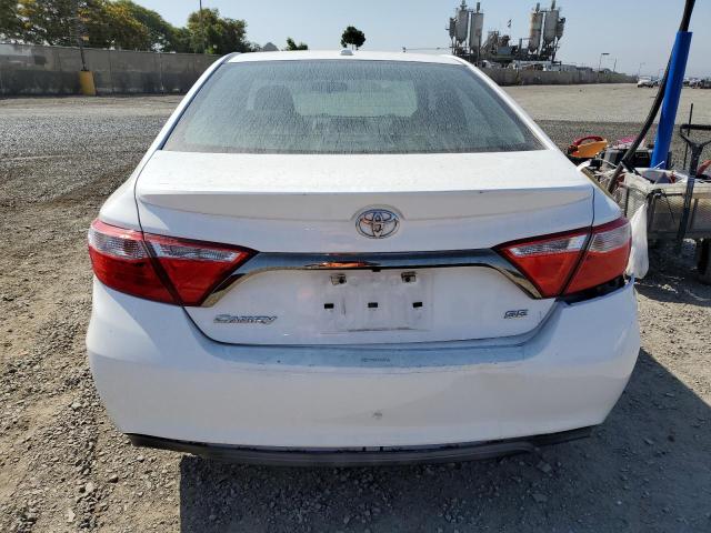 4T1BF1FK4FU039502 - 2015 TOYOTA CAMRY LE WHITE photo 6