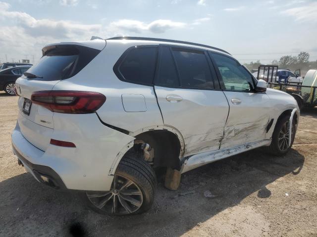 5UXCR6C01M9G92368 - 2021 BMW X5 XDRIVE40I WHITE photo 3