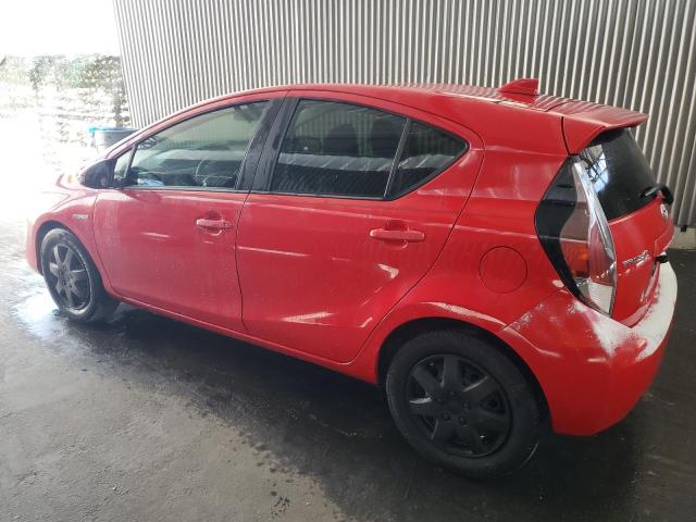 JTDKDTB39F1103863 - 2015 TOYOTA PRIUS C RED photo 2