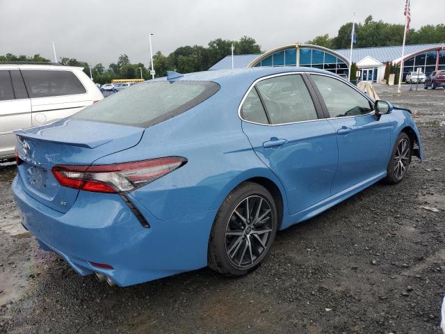 4T1G11AK5PU135555 - 2023 TOYOTA CAMRY SE NIGHT SHADE BLUE photo 3
