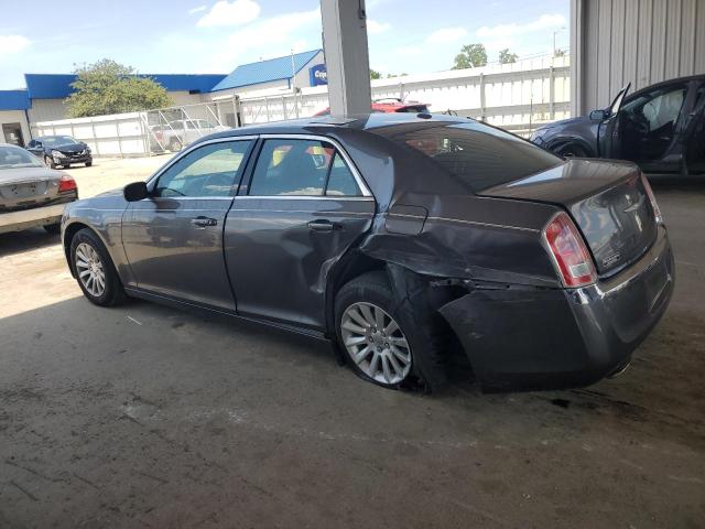 2C3CCAAG1EH365722 - 2014 CHRYSLER 300 GRAY photo 2