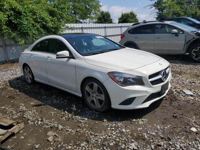 WDDSJ4GB3GN297482 - 2016 MERCEDES-BENZ CLA 250 4MATIC WHITE photo 4