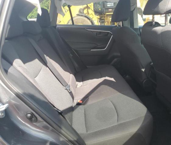 2T3F1RFVXMW202893 - 2021 TOYOTA RAV4 LE 灰色 照片 11